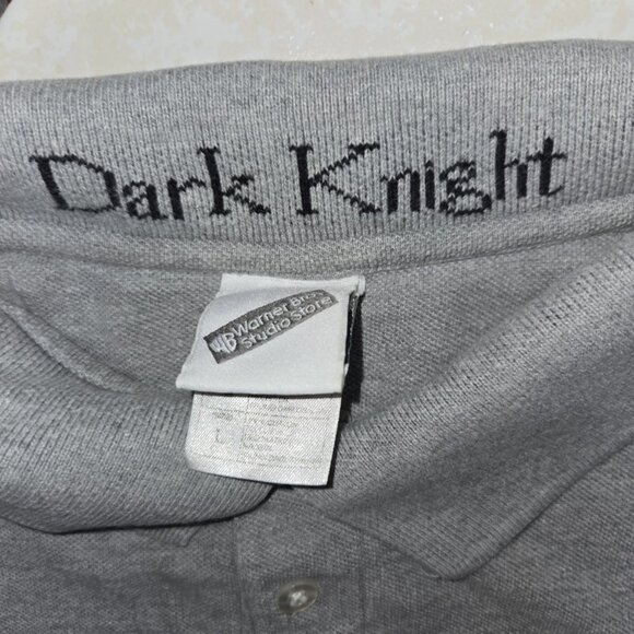 Vintage Large BATMAN Gray POLO Warner Bros Store Short Sleeve Shirt - Picture 3 of 3